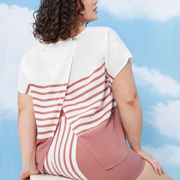 Cute 2 piece set 😍 - Picture 3 of 7